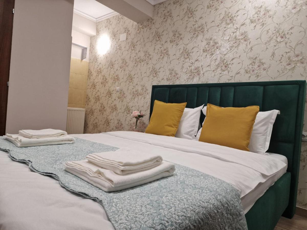 Laroka House Beautiful Apartment Universitate Center ブカレスト エクステリア 写真